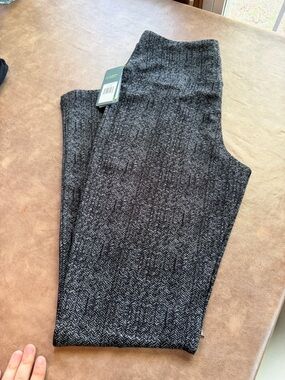 NWT Lyssé Ponte Stretch Herringbone Trousers